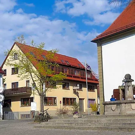 Otel Rotes Ross Burghaslach