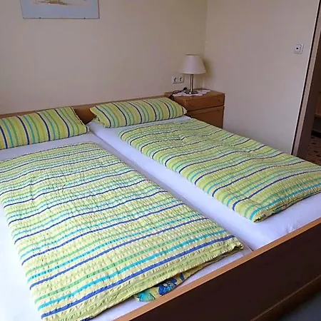 Otel Rotes Ross