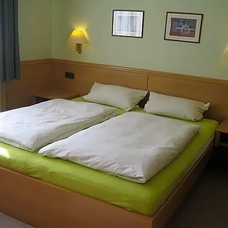 Otel Rotes Ross Burghaslach