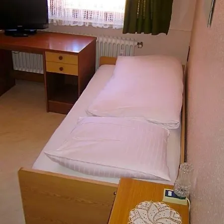 Rotes Ross Otel
