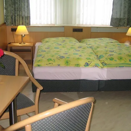 Hotel Rotes Ross *