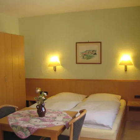 Rotes Ross Hotel